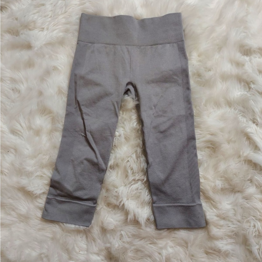 Lululemon seamlessly street crop leggings